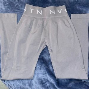 Light Grey Sport Seamless Leggings size S